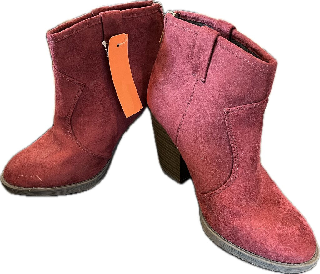 NB WOMEN'S FOOTWEAR 7