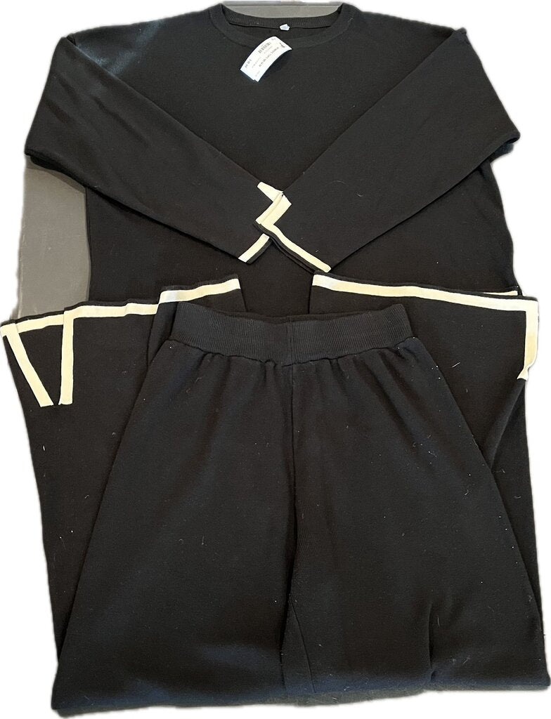 NB WOMEN'S TOPS M