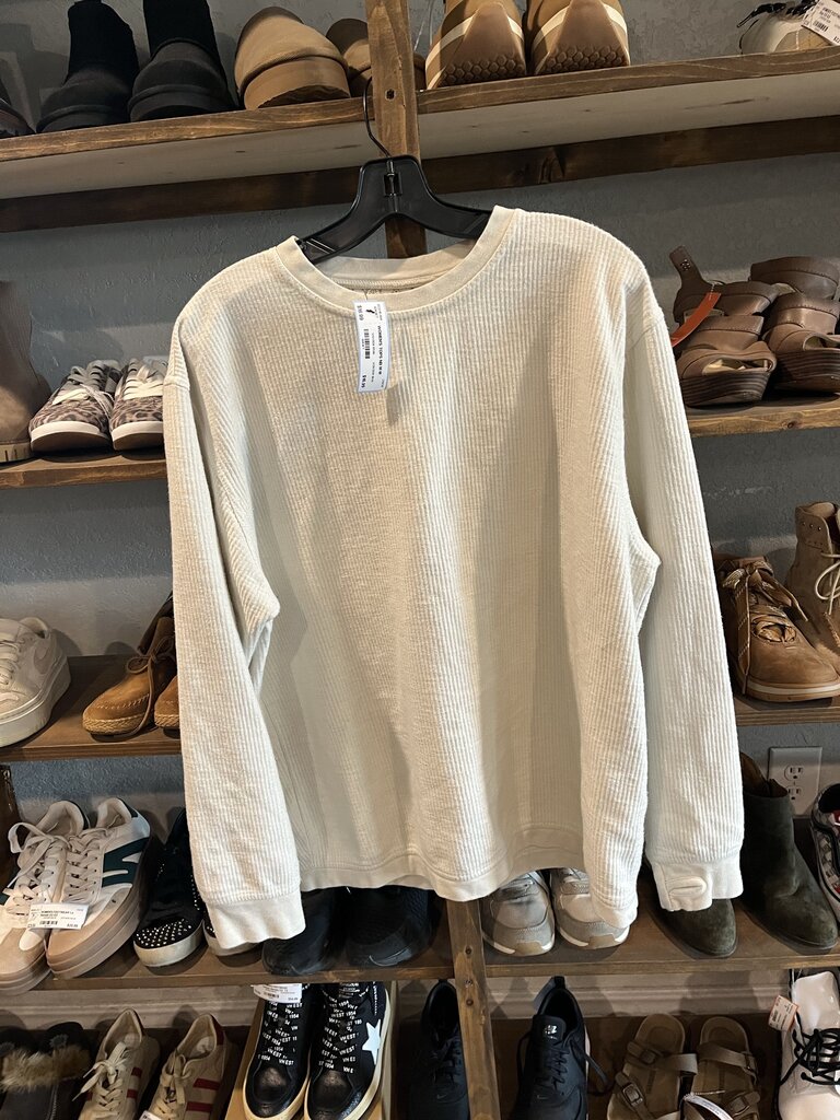 NB WOMEN'S TOPS M