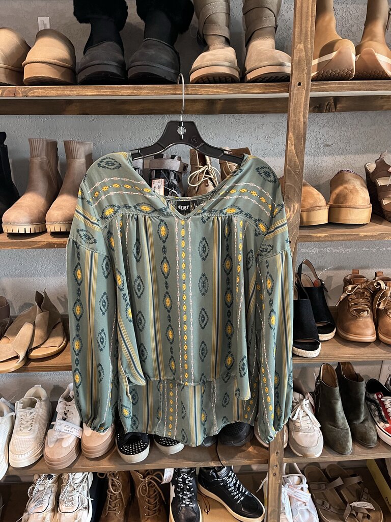 Cruel WOMEN'S TOPS M