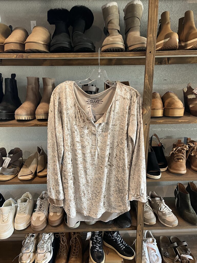 Crazy Train WOMEN'S TOPS M