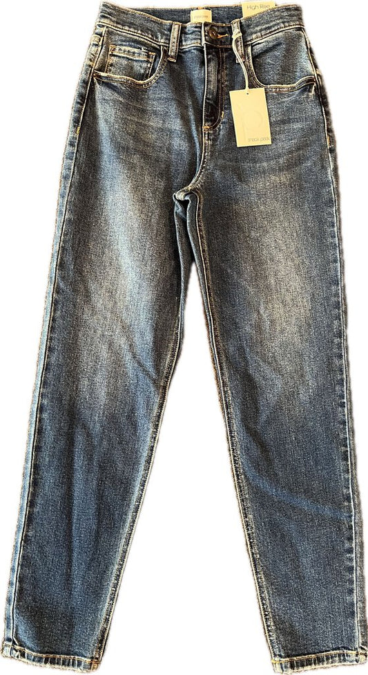 SNEAK PEEK WOMEN'S JEANS 1