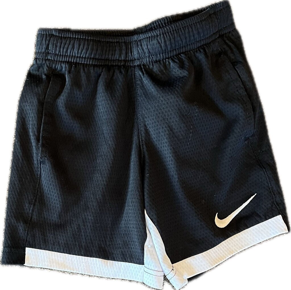 NIKE BOY'S SHORTS 4