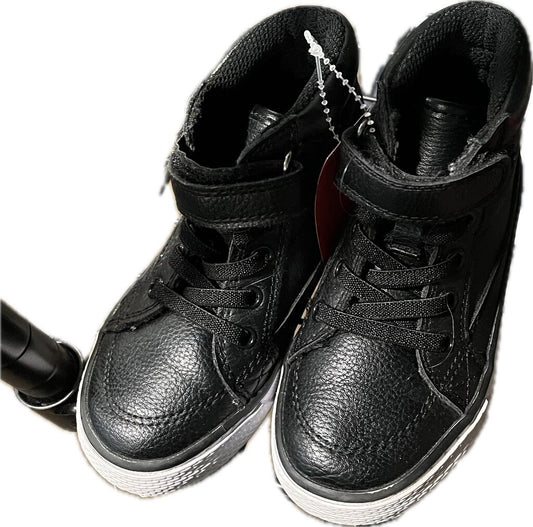 Place BOY'S FOOTWEAR 9