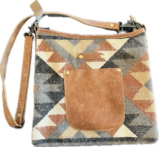 MYRA UNCATEGORIZED purse