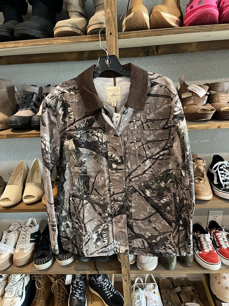 THREAD SUPPLY WOMEN'S TOPS S