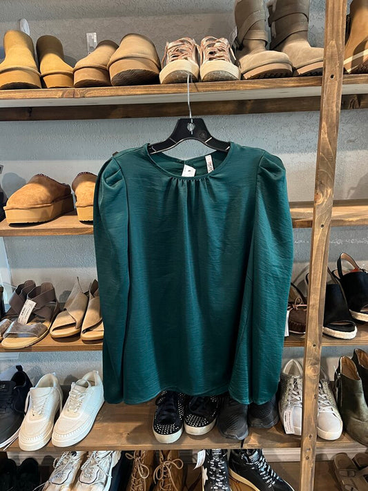 2 hearts WOMEN'S TOPS S