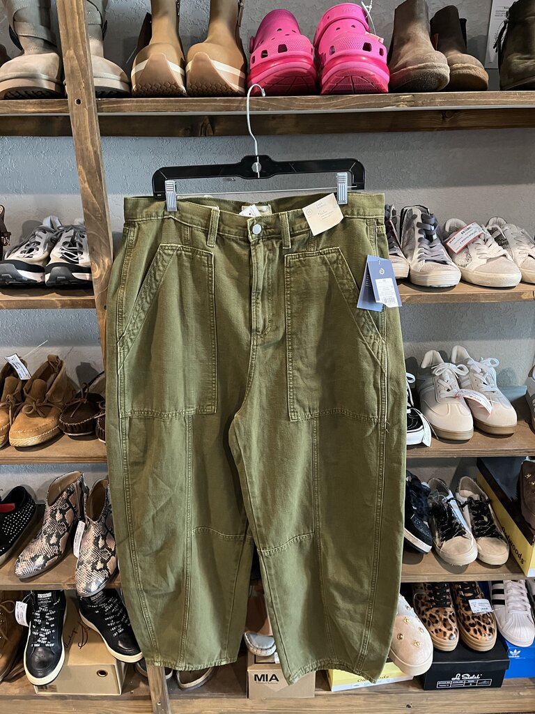 universal thread WOMEN'S PANTS 12